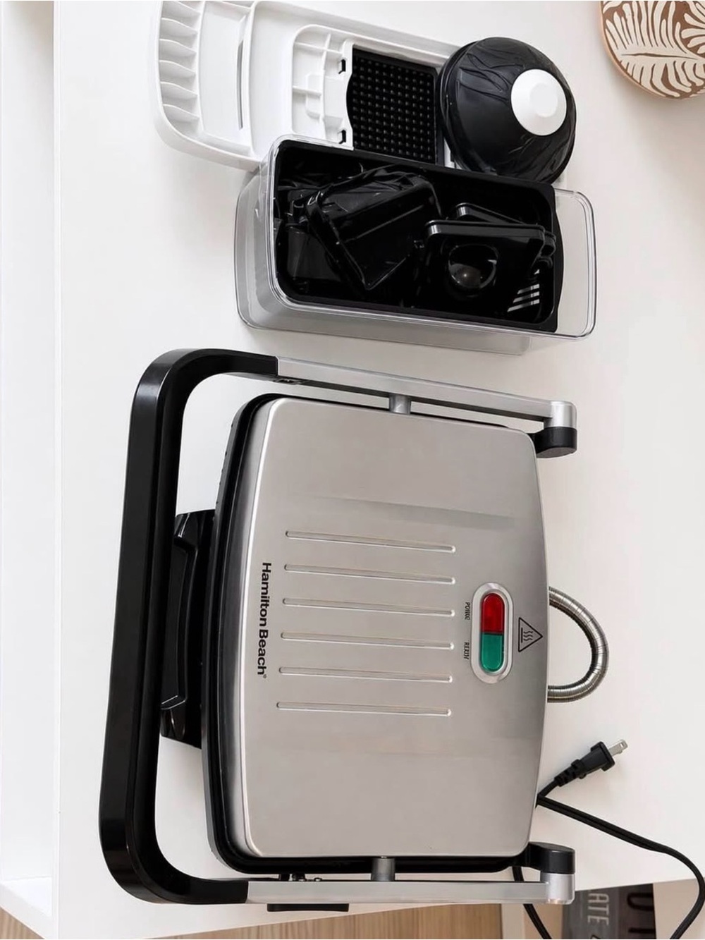 Hamilton beach panini/grill w veggie chopper